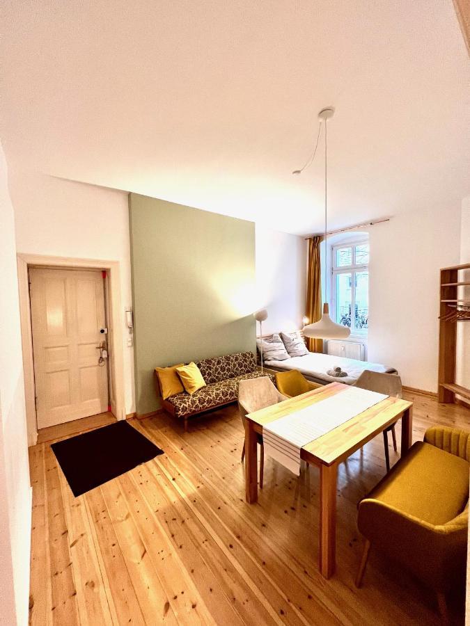 Gemuetliche 2-Zimmer-Wohnung Zentral Friedrichshain Berlin Exterior foto