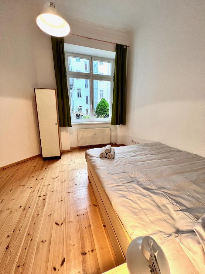 Gemuetliche 2-Zimmer-Wohnung Zentral Friedrichshain Berlin Exterior foto